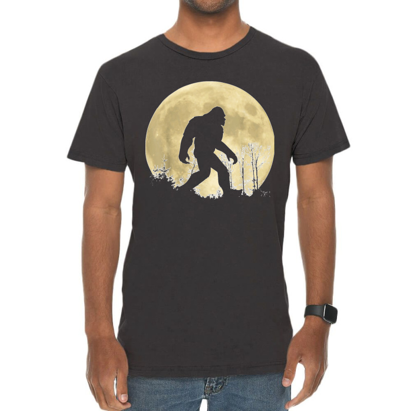 Funny Bigfoot Sasquatch Full Moon Forest T Shirt Vintage T-shirt | Artistshot