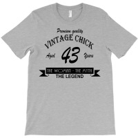 Wintage Chick 43 T-shirt | Artistshot