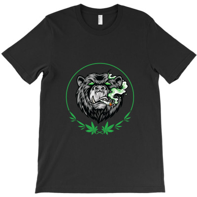 Wild Bear Smoke T-shirt Designed By Pompoyo
