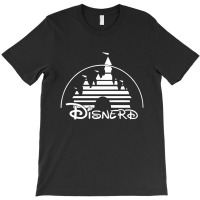 Disnerd T-shirt | Artistshot