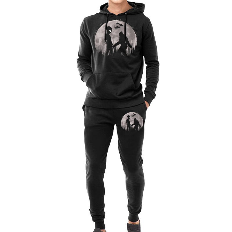 Bigfoot T Shirtbigfoot And Alien Ufos Moon T Shirt Hoodie & Jogger Set | Artistshot