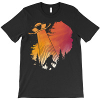 Bigfoot T Shirtbigfoot Ufo Abduction Silhouette T Shirt T-shirt | Artistshot