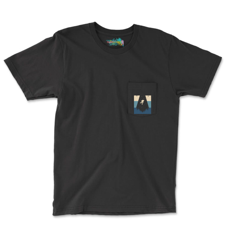 Bigfoot T Shirtbigfoot Ufo Abduction T Shirt Pocket T-shirt | Artistshot