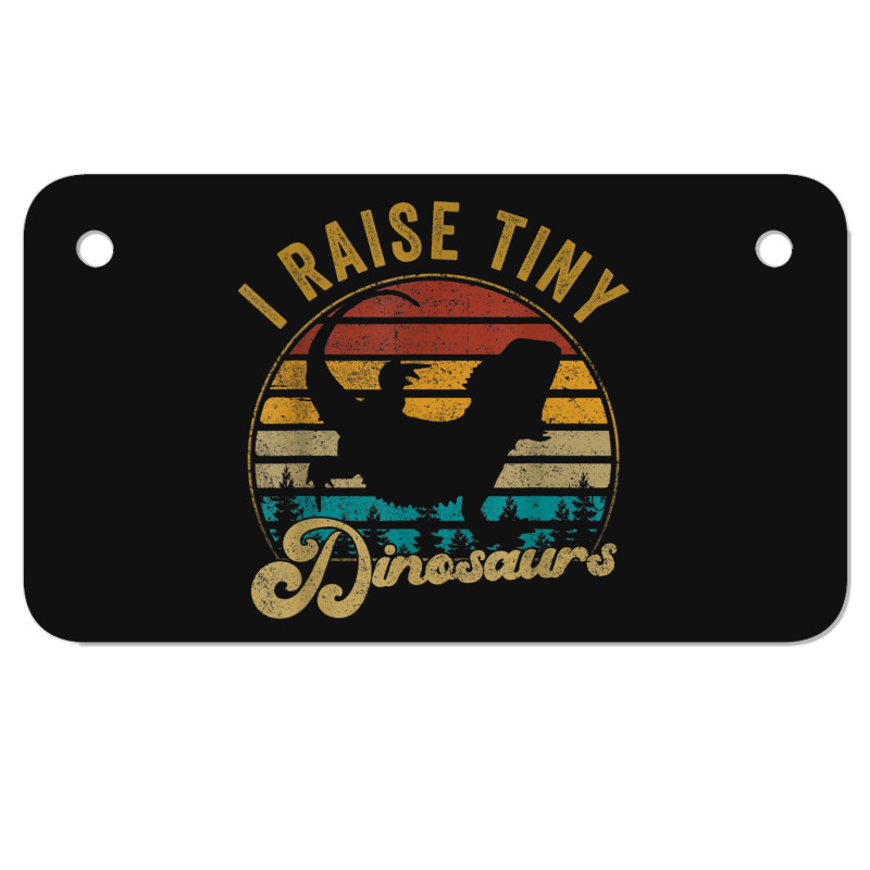 I Raise Tiny Dinosaur Funny Vintage Retro 70s Bearded Dragon Day Gift Motorcycle License Plate | Artistshot