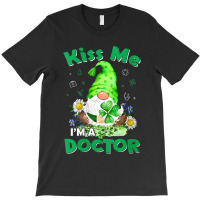 Womens Funny Doctor Nurse Gnomes St Patrick's Day Tee Nursing Lover T-shirt | Artistshot