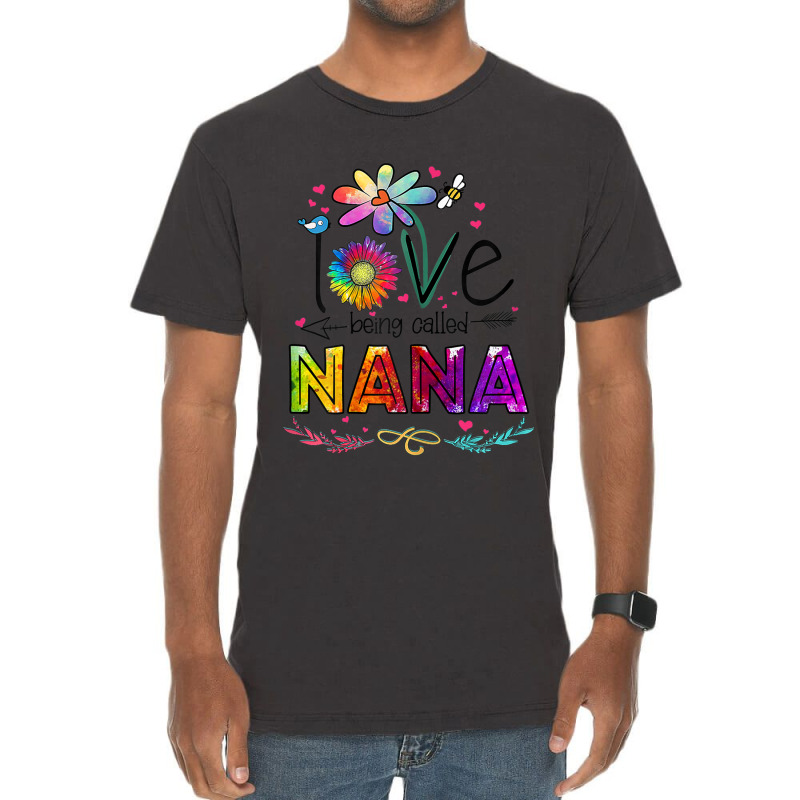 Womens I Love Being Called Nana Daisy Flower Cute Mother's Day Vintage T-shirt | Artistshot