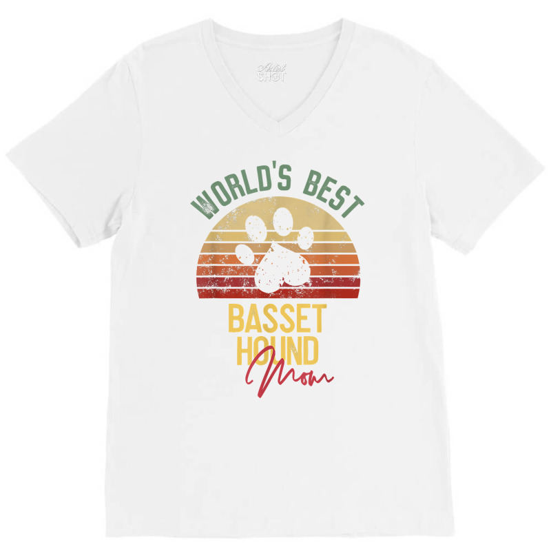 World´s Best Basset Hound Mom T Shirt V-neck Tee | Artistshot