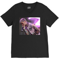 Lil Peep Is Performing V-neck Tee | Artistshot