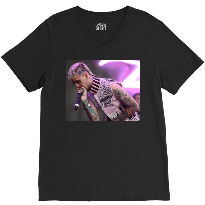 Lil Peep Is Performing V-Neck Tee by Kelly S | Artistshot