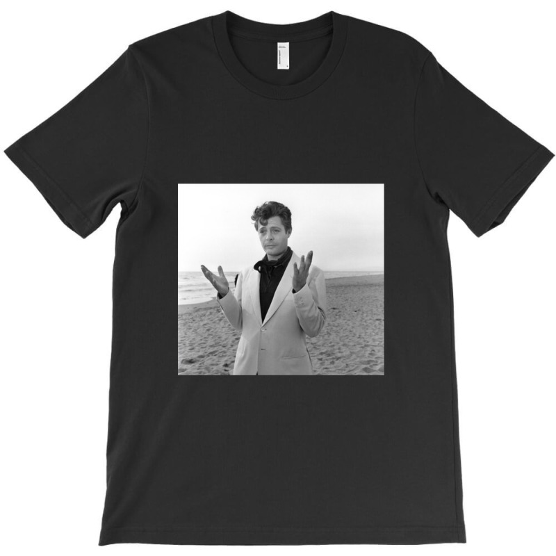 Marcello Mastroianni T-shirt | Artistshot