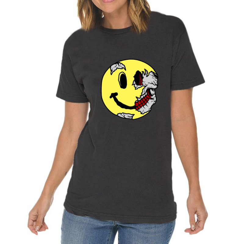 Emote Smile Skull Vintage T-Shirt by mshel tyan | Artistshot