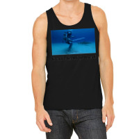 Crusade Knows No Bounds Classic Tank Top | Artistshot