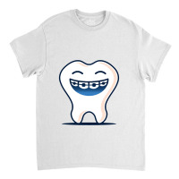 Toothy Smile Classic T-shirt | Artistshot