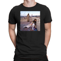 Paul Getty Jr And Talitha Getty On A Terrace T-shirt | Artistshot