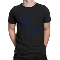 Waterboardingresort In Guantanamo Bay Tailliertes T-shirt | Artistshot