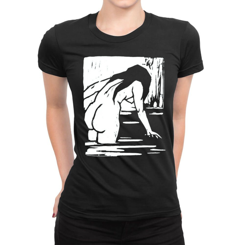 Bathing Woman, Bath Woman, Bathing Woman Vintage, Bathing Woman Art, B Ladies Fitted T-Shirt by SHAKSJS | Artistshot