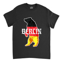 Berlin Bear Painted In The German Flag Vintage Typography Classic T-shirt | Artistshot