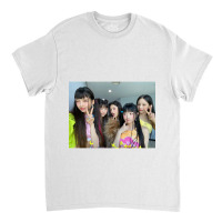 Newjeans Ot5 Selca Active Classic T-shirt | Artistshot