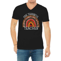 Teacher Thanksgiving Leopard Rainbow One Thankful Teacher V-neck Tee | Artistshot