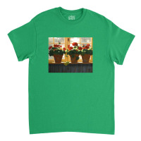 Red Geraniums Basking Classic T-shirt | Artistshot