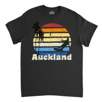 Auckland New Zealand Kitesurfing Kitesurfer Beach Classic T-shirt | Artistshot