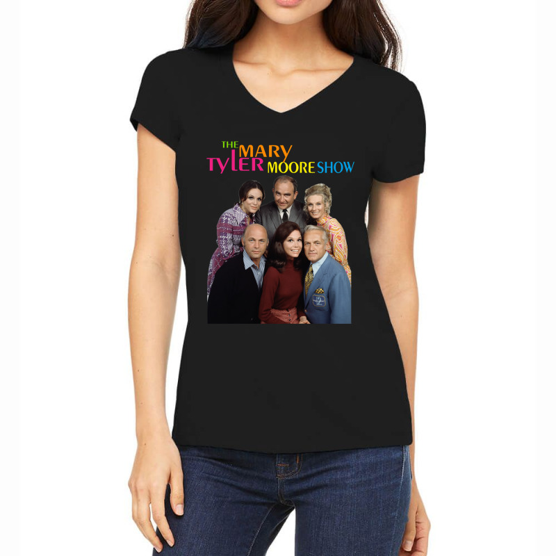 Mary Tyler Moore Show Women's V-Neck T-Shirt by cm-arts | Artistshot