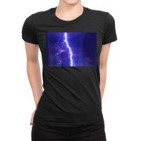 Purple Lightning Storm Thunderstorm Electrical Storm T Shirt Ladies Fitted T-shirt | Artistshot