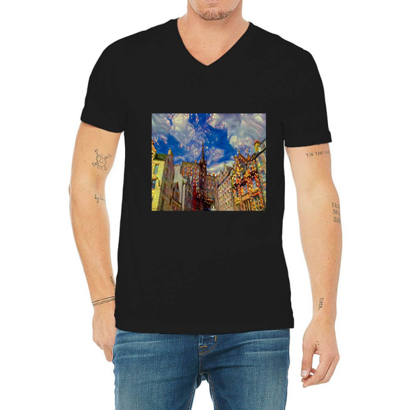 Old Town, Edinburgh, Scotland Drawing V-neck Tee | Artistshot