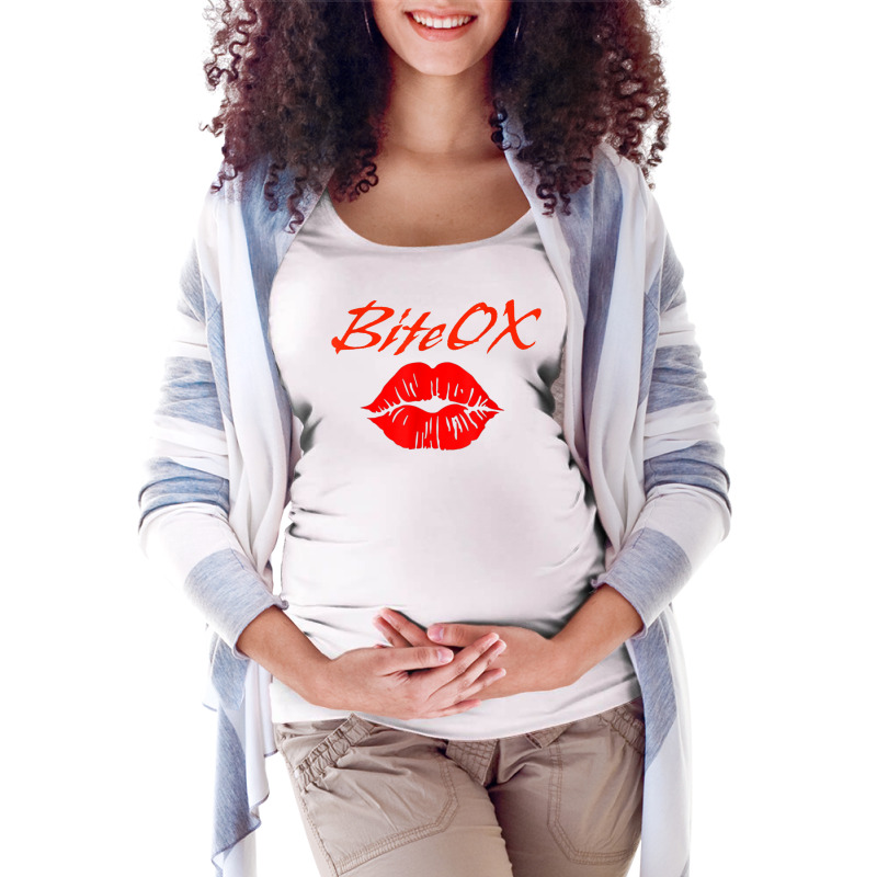 Lips Bitters Kissing Kisser T Shirt Maternity Scoop Neck T-shirt by cm-arts | Artistshot