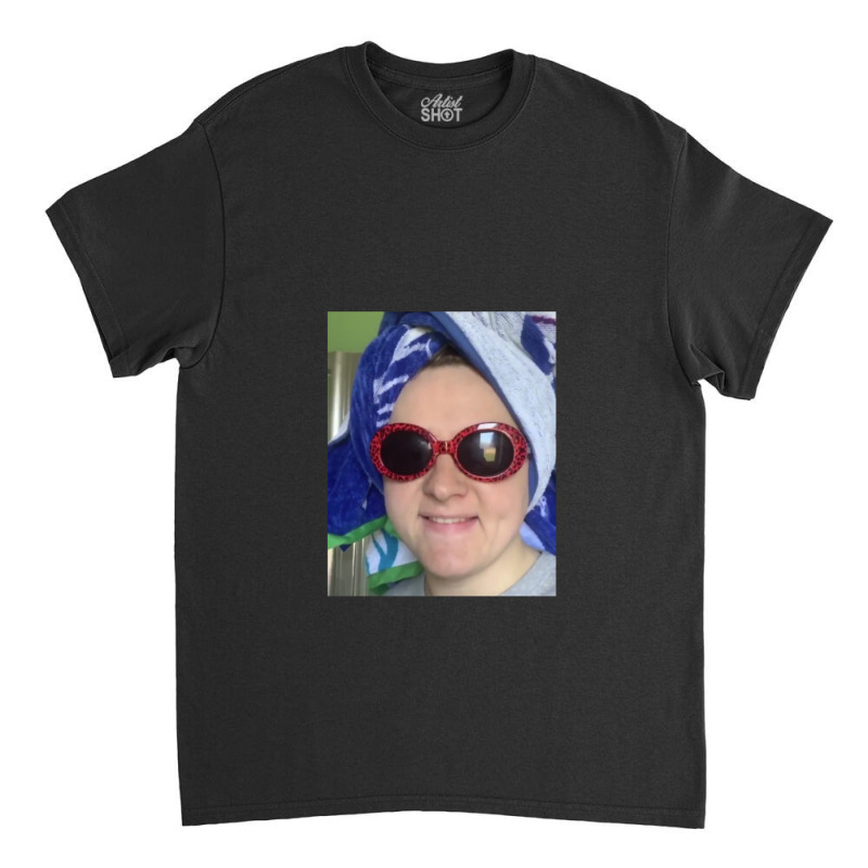 Lewis Capaldi - Sunglasses .png Classic T-shirt | Artistshot