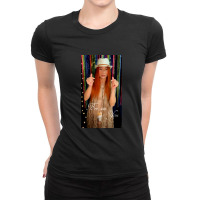 Singapore Famous Singer - Bee Bee Ladies Fitted T-shirt | Artistshot