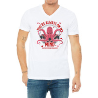 Womens Dungeons & Dragons Valentine's Day Mind Flayer Hearts V-neck V-neck Tee | Artistshot