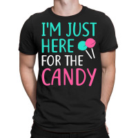 I'm Just Here For The Candy Halloween Gif T-shirt | Artistshot