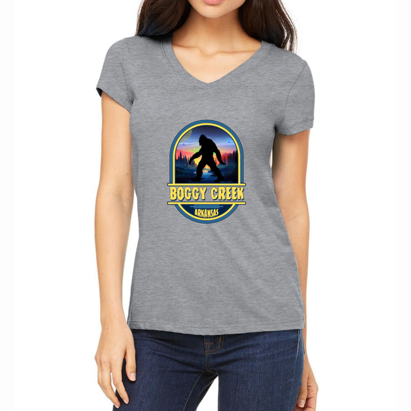 Boggy, Arkansas Travel Badge   Skunk Women's V-Neck T-Shirt by bazgrafton | Artistshot