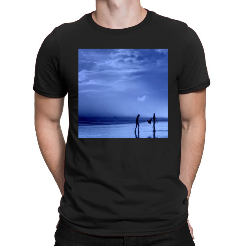 Aesthetic Blue Beach T-shirt | Artistshot