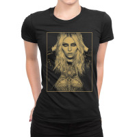 Momsen Ladies Fitted T-shirt | Artistshot