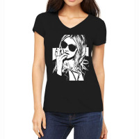 Momsen Taylor Women's V-neck T-shirt | Artistshot