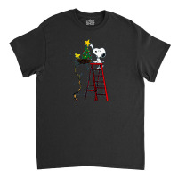 Snopy Christmas Ladies Fitted Classic T-shirt | Artistshot