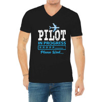 Future Pilot Aviation Student Pilot V-neck Tee | Artistshot