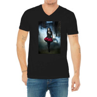 Amy Lee-birthday Gift Evanescence Cool Gift V-neck Tee | Artistshot