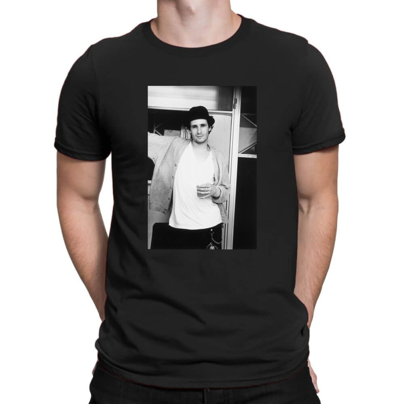 Buckley Candid Poster .png T-shirt | Artistshot