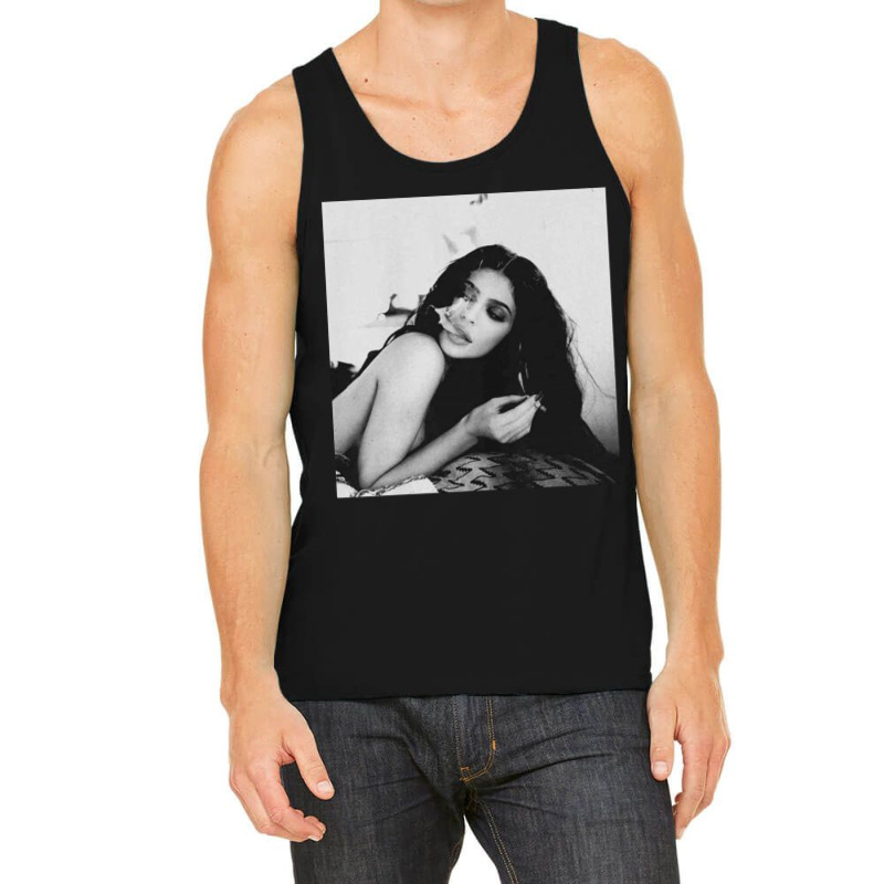 Kylie Smoking, Kylie, Smoking, The Kylie Smoking, Kylie Smoking Painti Tank Top | Artistshot