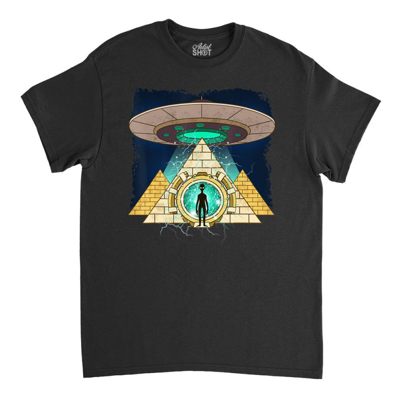 Ancient Astronaut Egyptian Pyramid Alien Conspiracy Theory Classic T-shirt by doboc | Artistshot