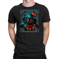 Alien Hunter T-shirt | Artistshot