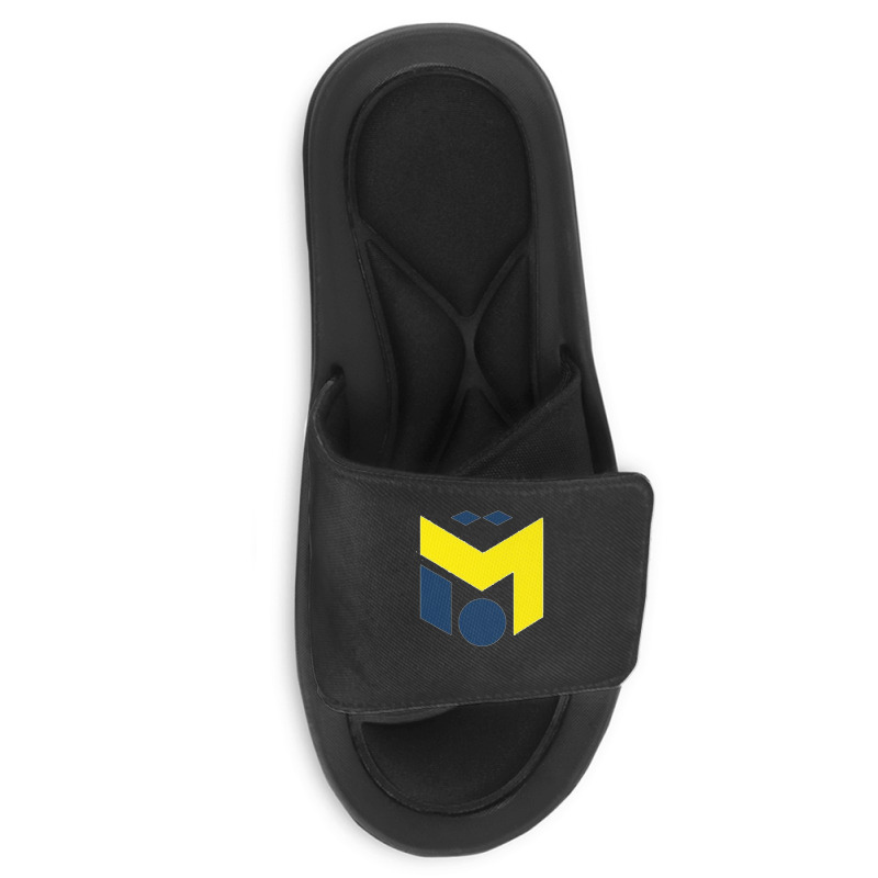 Mesut Ozil Pullover Slide Sandal | Artistshot