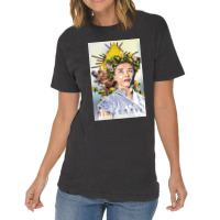 Midsommar Vintage T-shirt | Artistshot