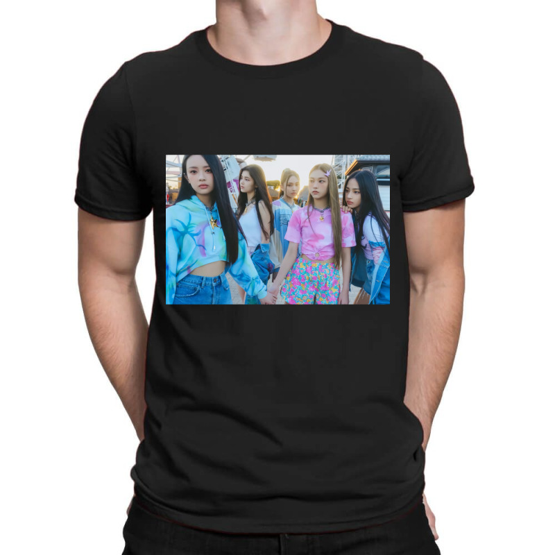 Newjeans Kpop Group T-shirt | Artistshot