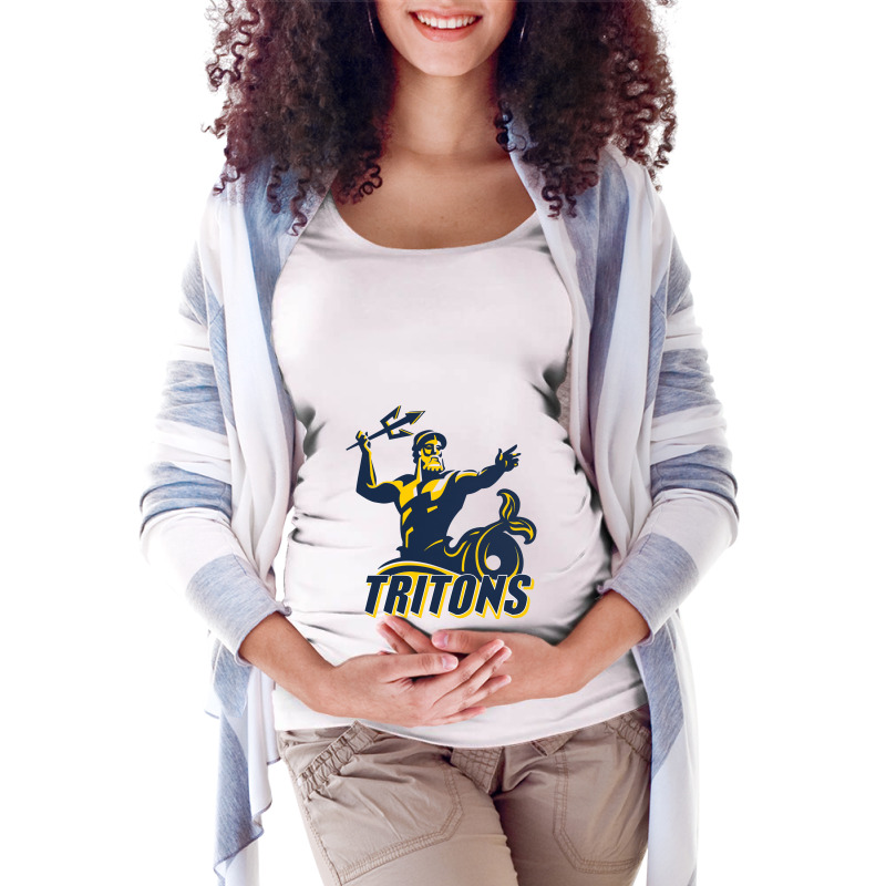 Uc San Diego, Tritons 2 Maternity Scoop Neck T-shirt by Rameutuk | Artistshot