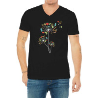 Sewing Dandelion Flowers Quilting T Shirt V-neck Tee | Artistshot