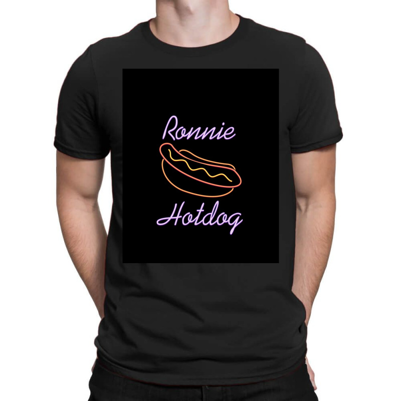 Ronnie Hotdog Graphic T-Shirt by JONAHANDERSON | Artistshot